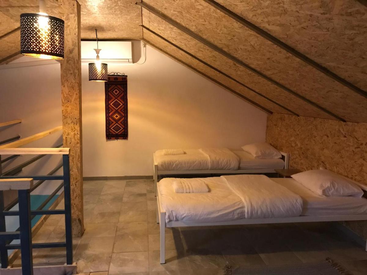 The White Hill Guesthouse Yeroham Luaran gambar